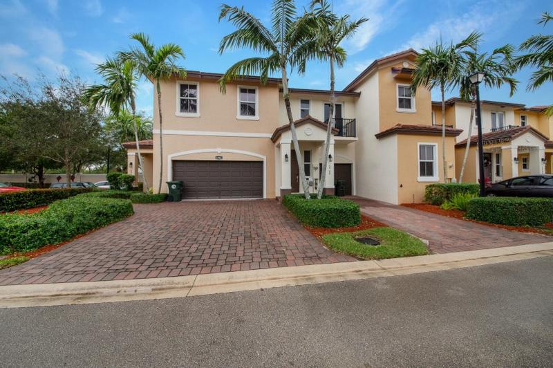 6960 Long Pine Cir, Coconut Creek, FL 33073 - MLS RX-10950227 for Sale