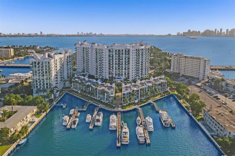 7900 Harbor Island Drive, Unit 1105, North Bay Village, FL 33141 for Sale