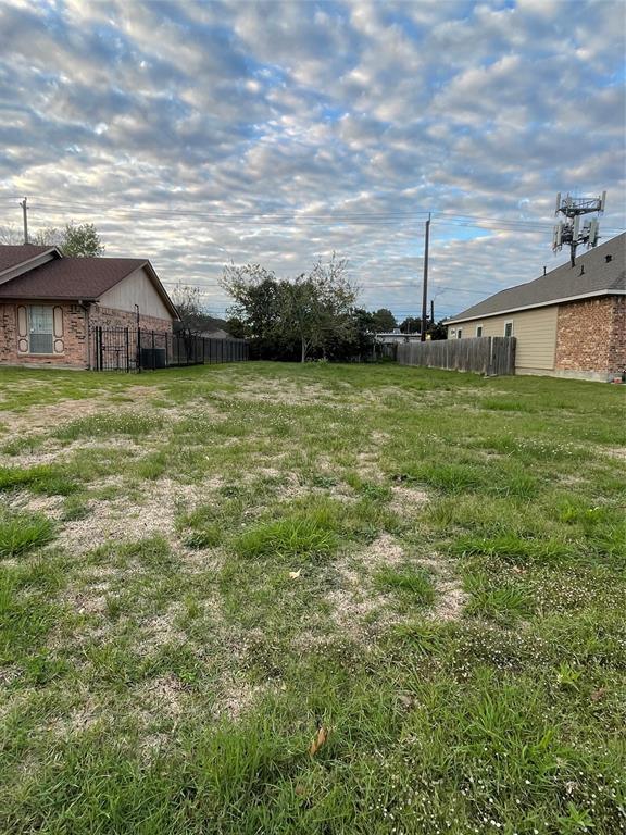7135 Rook Blvd, Houston, TX 77087 for Sale