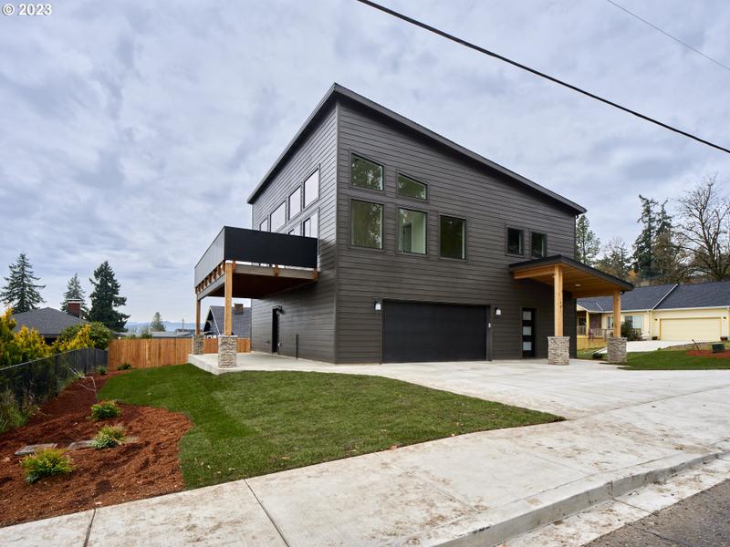 481 Ivy ST, Kalama WA 98625 for Sale