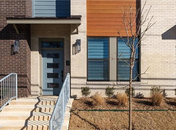 303 Park St #B - Springdale, AR 72764 - Home For Rent