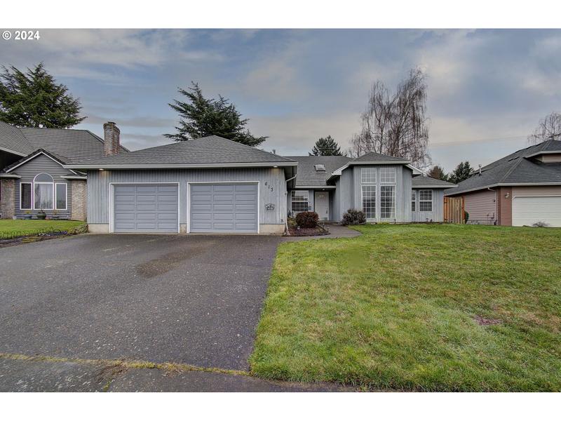 613 E DONALD CT, Newberg OR 97132 for Sale