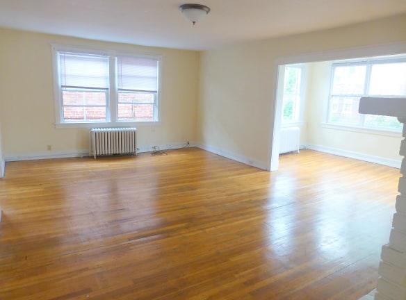 5532 Hobart St - Pittsburgh, PA 15217 - Home For Rent