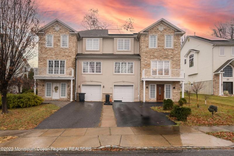 207 RONALD CT, Manalapan, NJ 07726 Single Family Residence For Sale  MLS# 22333264