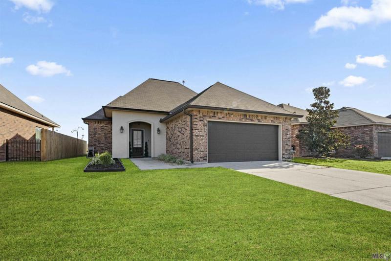 15394 MOSSYSTONE DR, Prairieville, LA 70769 Single Family Residence For Sale  MLS# 2024000511