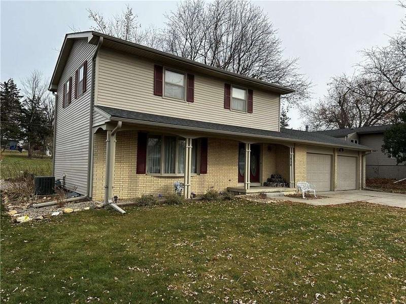 1828 Spencer Street, Grinnell, IA 50112  622223860 for Sale