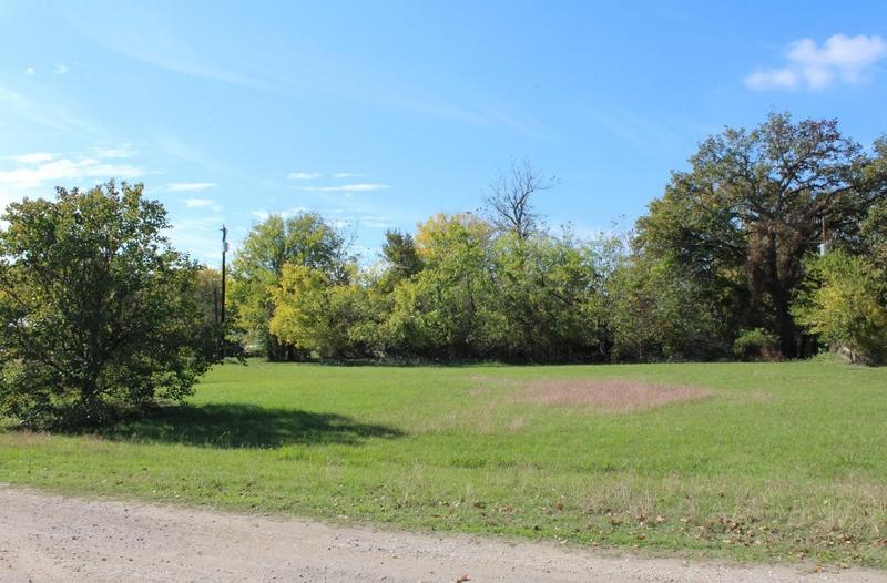 905 S Crestway Dr, West Tawakoni, TX 75474 - MLS 20478417 for Sale