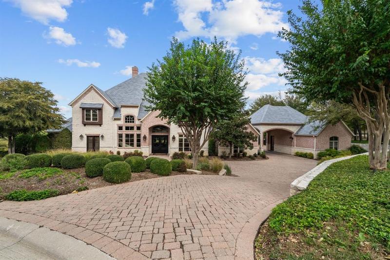 5901 Kittansett Ct, Fort Worth, TX 76132 for Sale