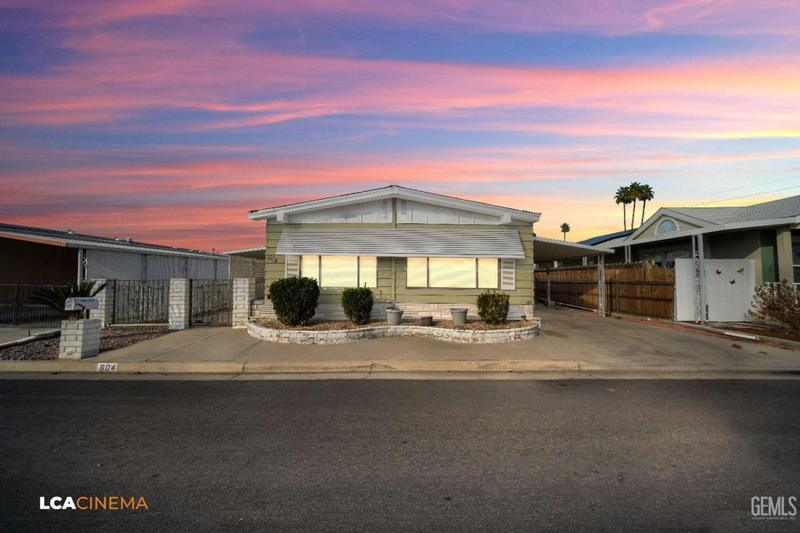 604 44TH ST, Bakersfield, CA 93301 Manufactured Home For Sale  MLS# 202400130