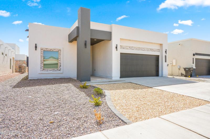 13860 Paseo Perlas Drive, El Paso, TX 79928 for Sale