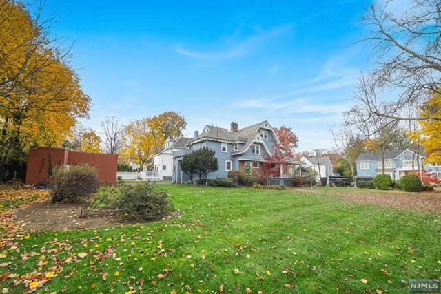194 Sherwood Place, Englewood, NJ 07631 for Sale