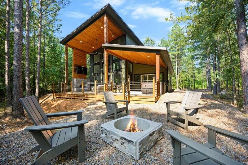 152 Hickory Ridge, Broken Bow, OK 74728  619992637 for Sale