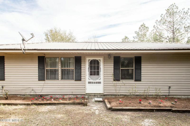 4524 ALABAHA WOODS DR, Blackshear, GA 31516 Single Family Residence For Sale  MLS# 173331