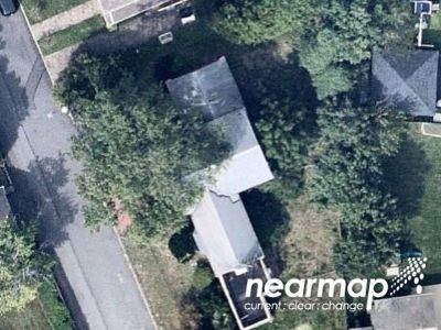 Sealy Ct for Sale