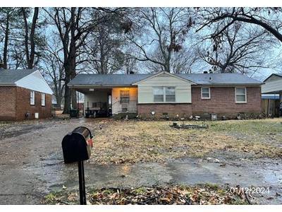 Clarendon Rd for Sale