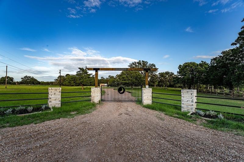 3520 Sykora Road, Fayetteville, TX 78940 for Sale