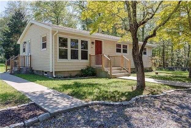 454 Read School House Road, Coventry, RI 02816  625011691 for Sale