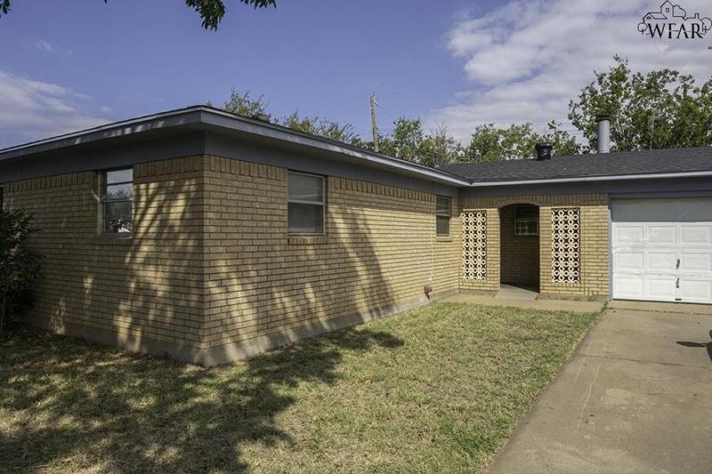1130 Rosemary Drive, Wichita Falls, TX 76306 for Sale