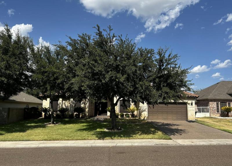 7517 R W EMERSON LOOP, Laredo, TX 78041 Single Family Residence For Sale  MLS# 20240552