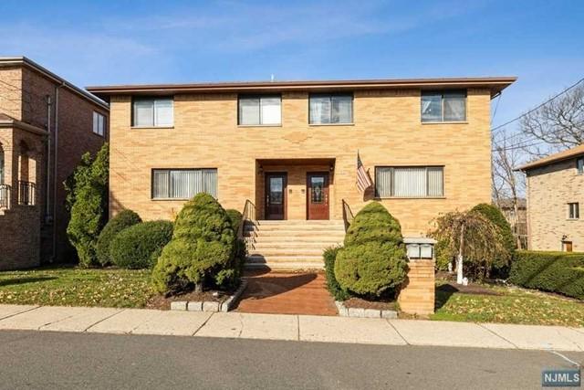 2413 Hammett Avenue, Fort Lee, NJ 07024 for Sale
