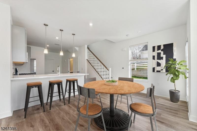 24 Parker Lane, Whippany, NJ 07981 for Rent