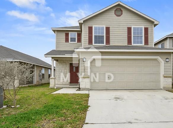 24251 Saffron Plum - San Antonio, TX 78261 - Home For Rent