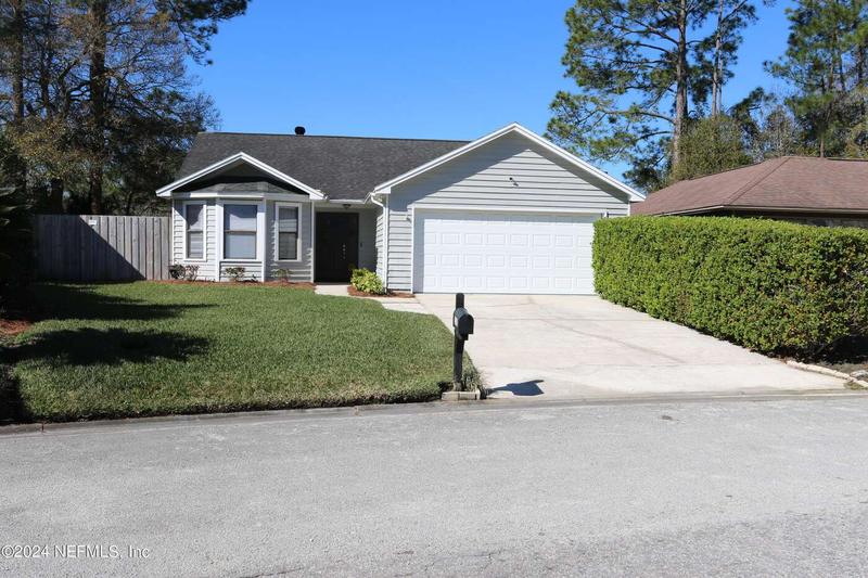 2232 TWIN PINES Circle W, Jacksonville, FL 32246  624687142 for Sale