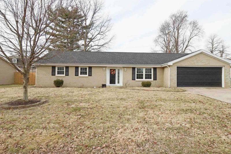 964 TRAIL DR, Henderson, KY 42420 Single Family Residence For Sale  MLS# 240045