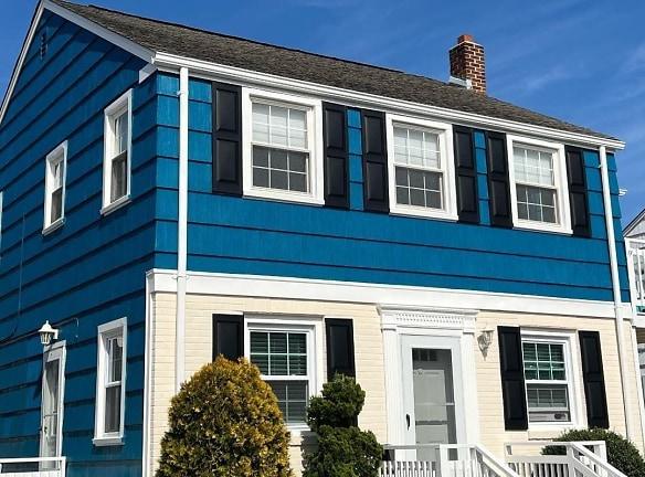 205 N Wilson Ave #A - Margate City, NJ 08402 - Home For Rent