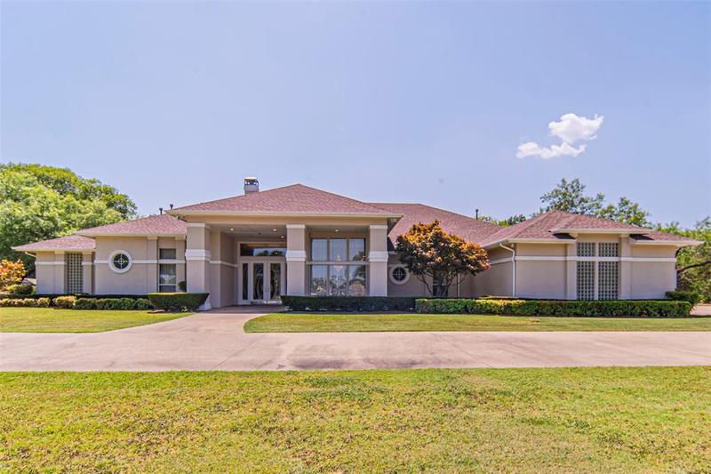 4138 S Robinson Rd, Grand Prairie, TX 75052 for Sale