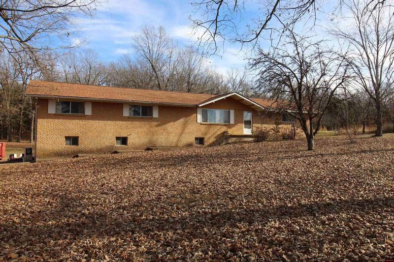 457 CR 13, Mountain Home, AR 72653  620183129 for Sale