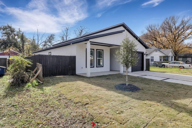 2916 Brigham Ln, Dallas, TX 75215 - MLS 20488262 for Sale