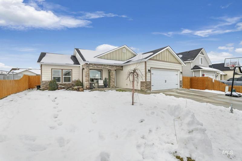 1424 ARROW ST, Twin Falls, ID 83301 Single Family Residence For Sale  MLS# 98895899