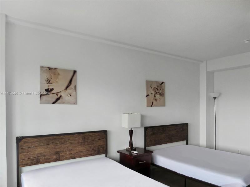6345 Collins Avenue, Unit 618, Miami Beach, FL 33141 for Sale