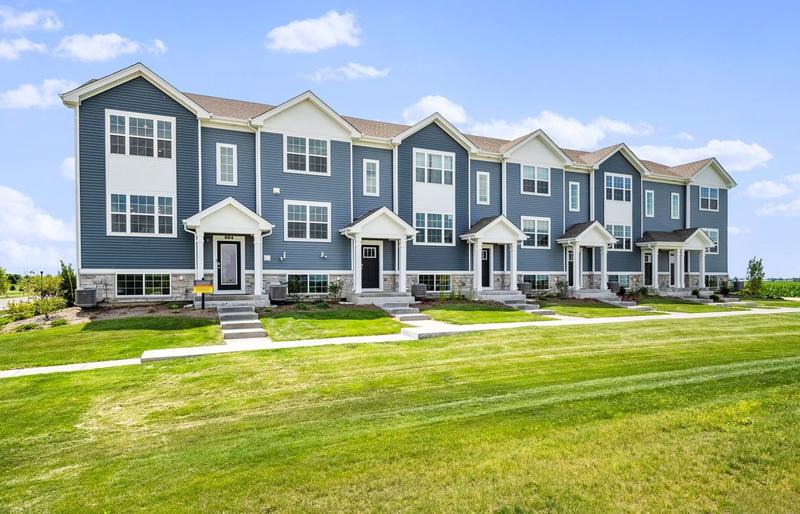 1085 Briar Gln Ct, Hampshire, IL 60140 - MLS 11973984 for Sale