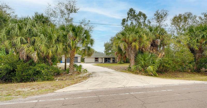 1811 BUTCH CASSIDY TRL, WIMAUMA, FL 33598 Single Family Residence For Sale  MLS# A4594092
