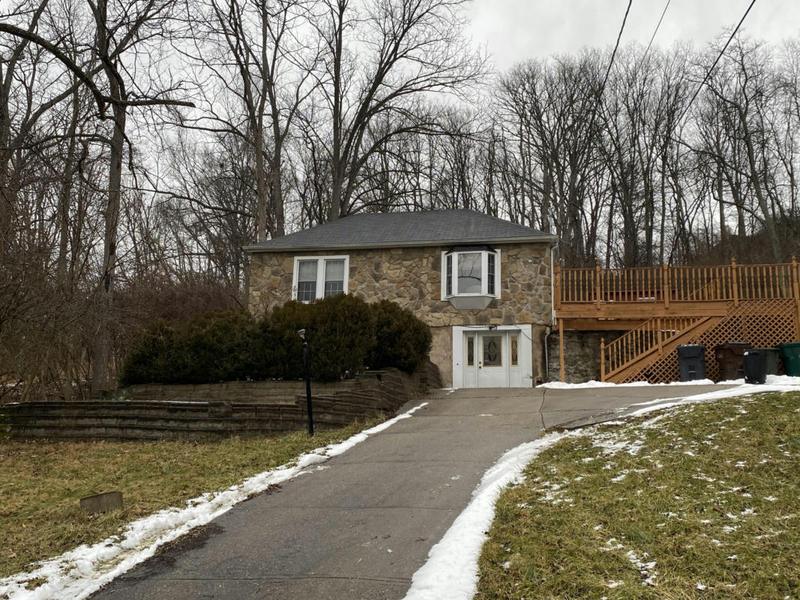 538 MAINE AVE, Fort Thomas, KY 41075 Single Family Residence For Sale  MLS# 620009 for Rent