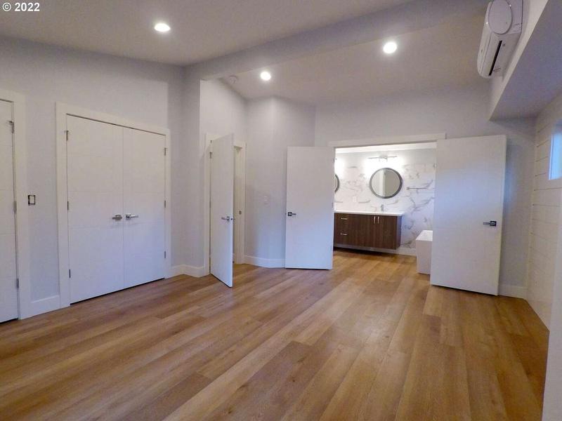 Cedar, LAKE OSWEGO, OR 97034  625415700 for Sale