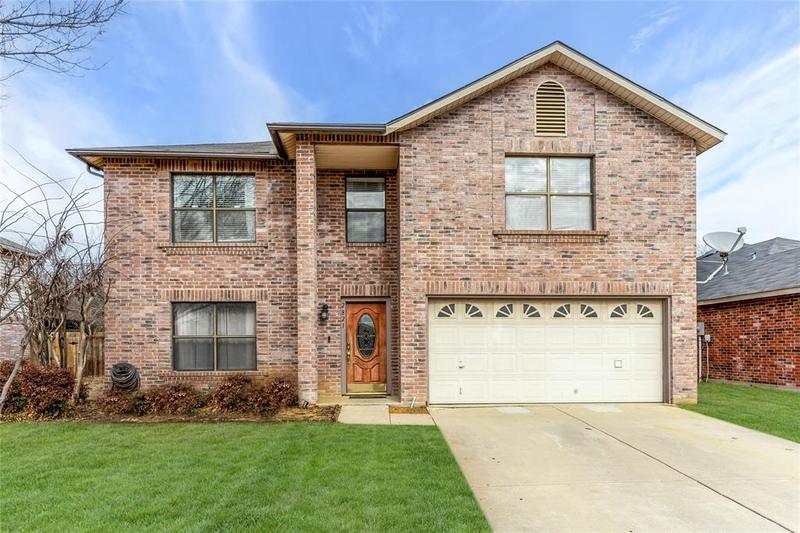 2821 Custer Dr, Corinth, TX 76210 for Sale
