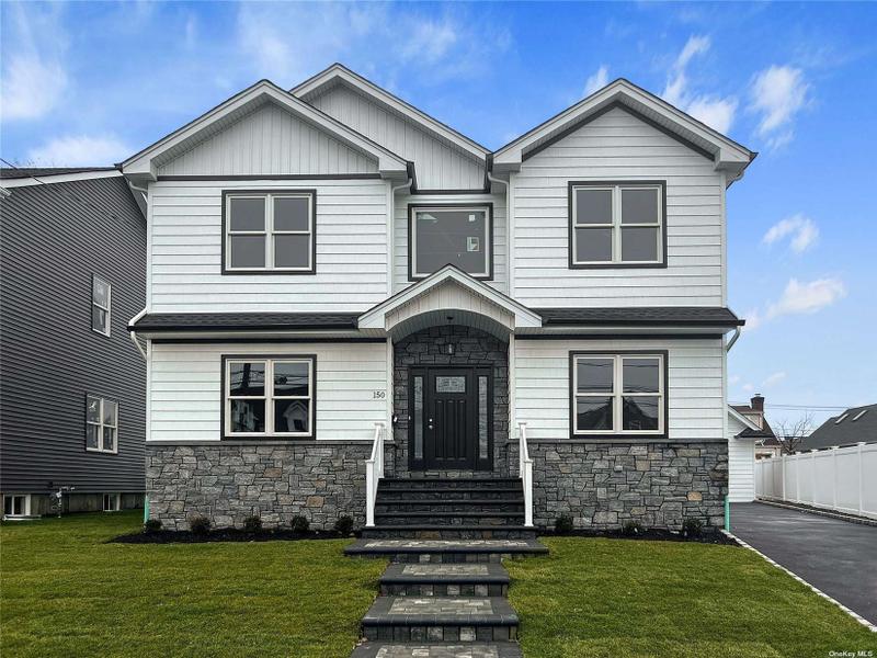 Mineola, Nassau County, NY House for sale Property ID: 418641303
