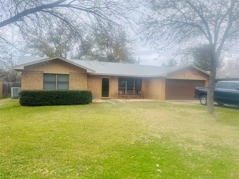 719 South Ammerman Avenue, Eastland, TX 76448 for Sale