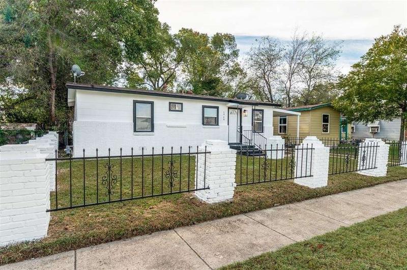1948 Delga Street, Fort Worth, TX 76102  612412216 for Sale