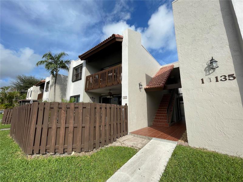 10135 Northwest 9th St Circle, Unit 5203, Miami, FL 33172 for Sale