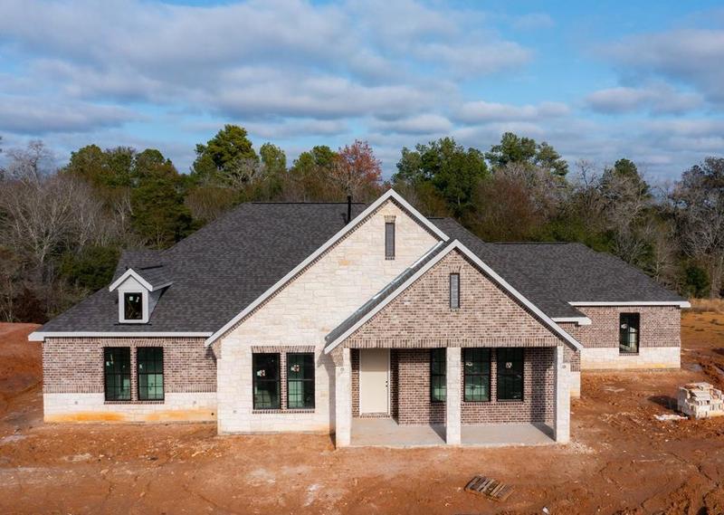 9585 Old Cedars Dr, Plantersville, TX 77363 - MLS 60621616 for Sale