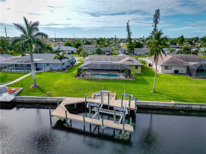1421 Southeast 36th Terrace, Cape Coral, FL 33904 for Sale