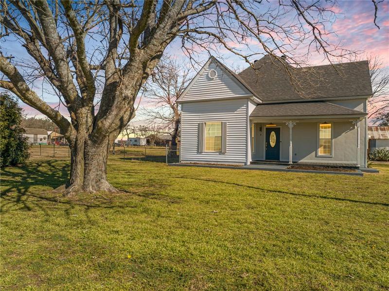 120 STEVENS ST, Itasca, TX 76055 Single Family Residence For Sale  MLS# 220337