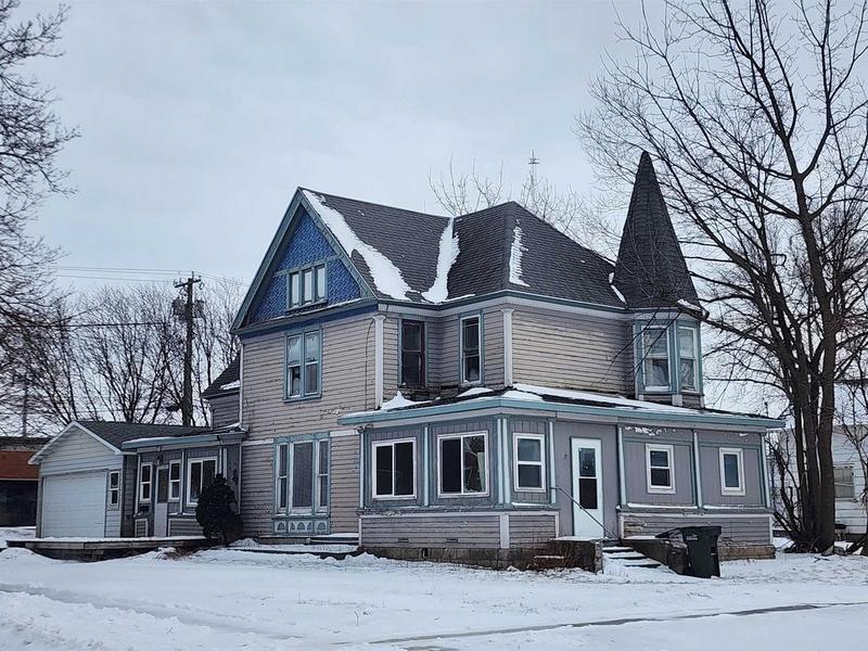 1102 Lake St, Emmetsburg, IA 50536  MLS# 240047 for Sale