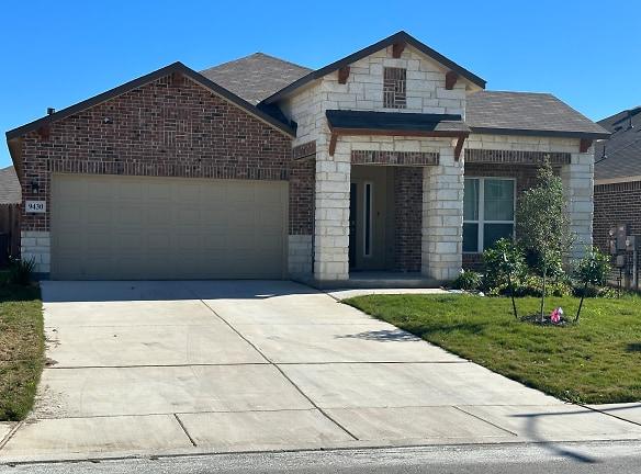 9430 Salers Springs - San Antonio, TX 78254 - Home For Rent