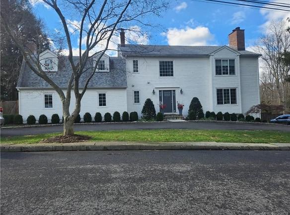 3 Valley Field Rd - Westport, CT 06880 - Home For Rent