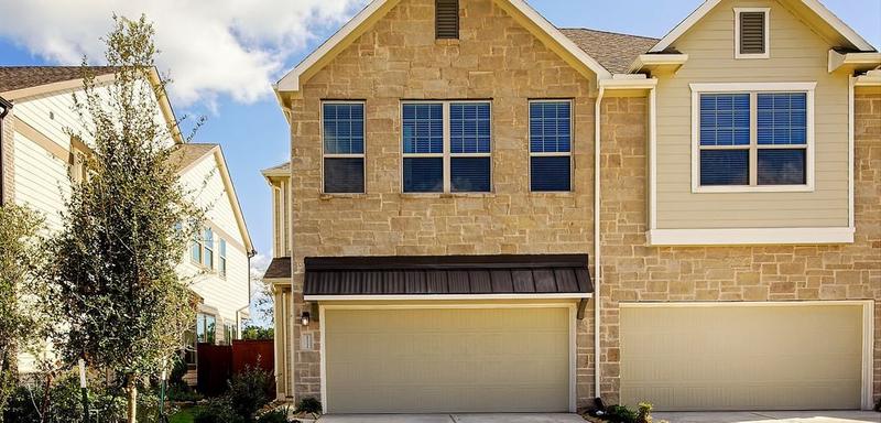 624 Silver Pear Ct, Montgomery, TX 77316 for Sale